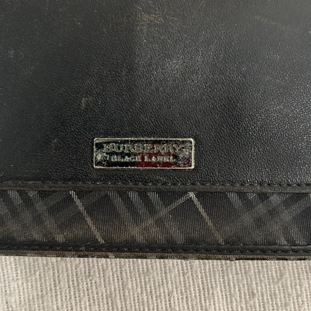 Authentic Burberry Shimmer Black Leather Long Wallet - Picture 3 of 12